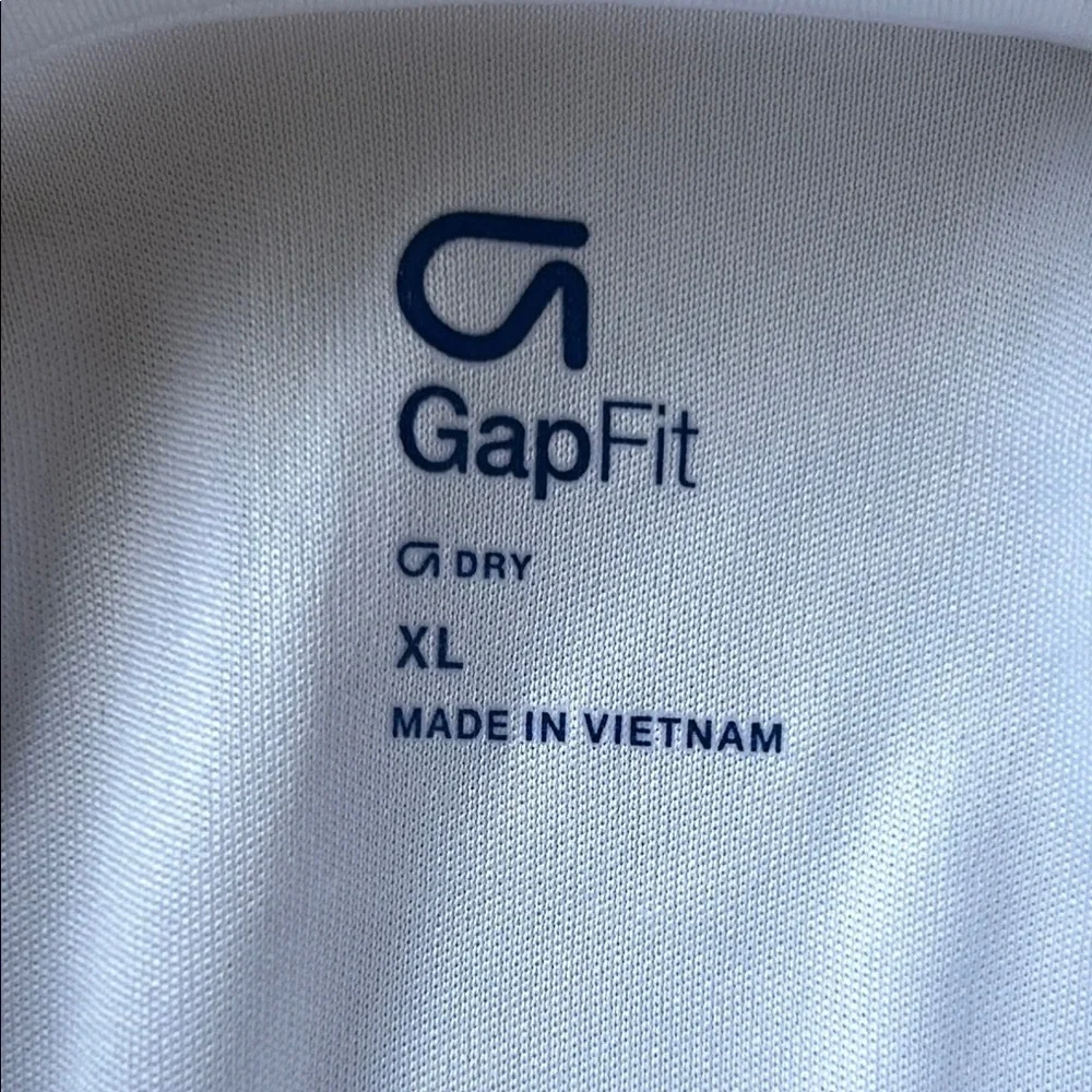 Gap white polo Size Xl (12) ⭐️